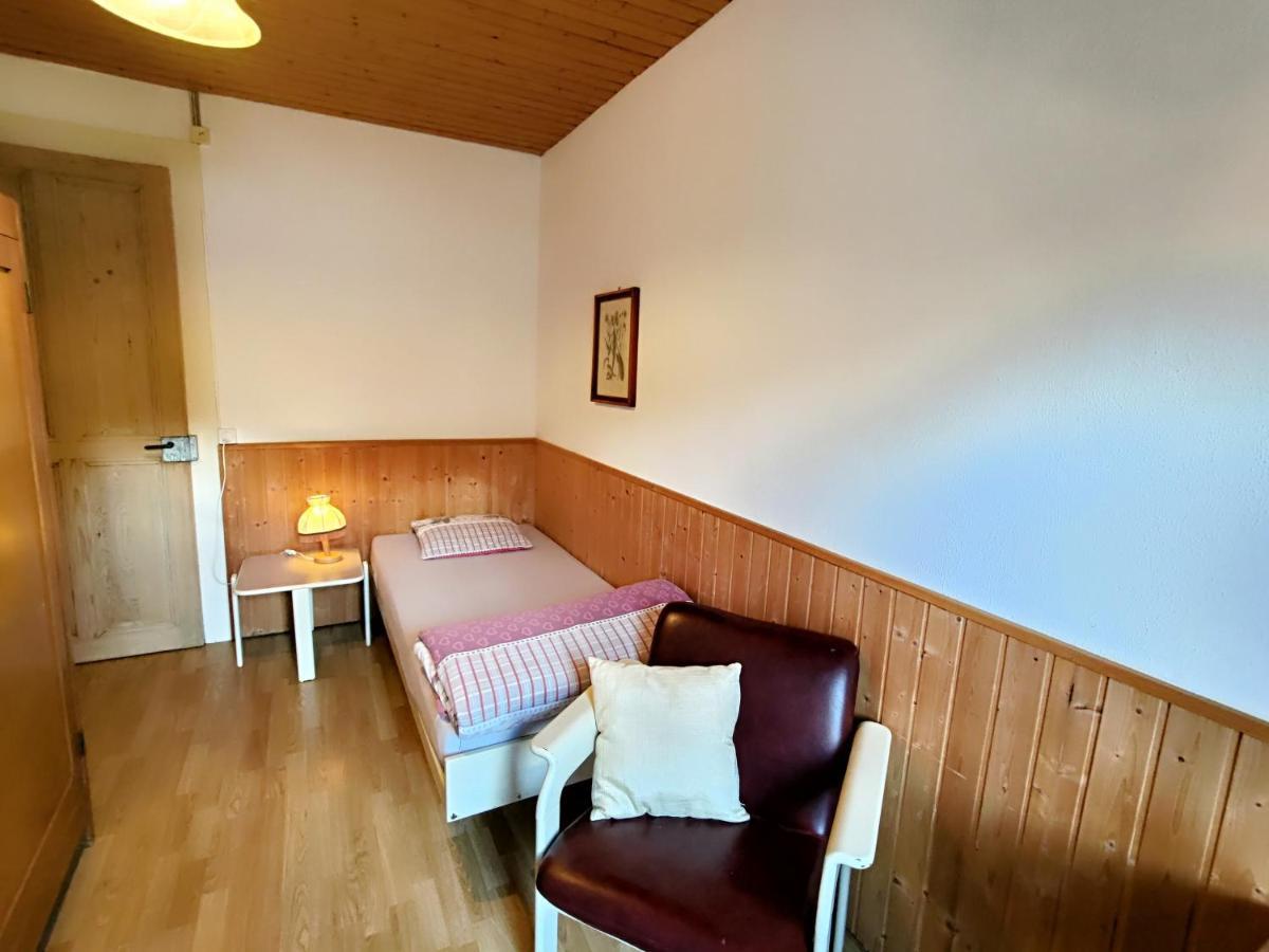 Maison D'Hotes De La Gare Montbovon Room photo