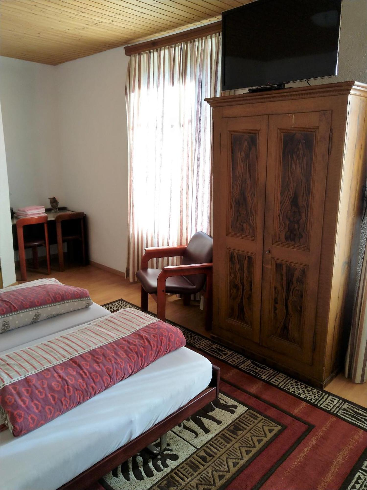 Maison D'Hotes De La Gare Montbovon Room photo