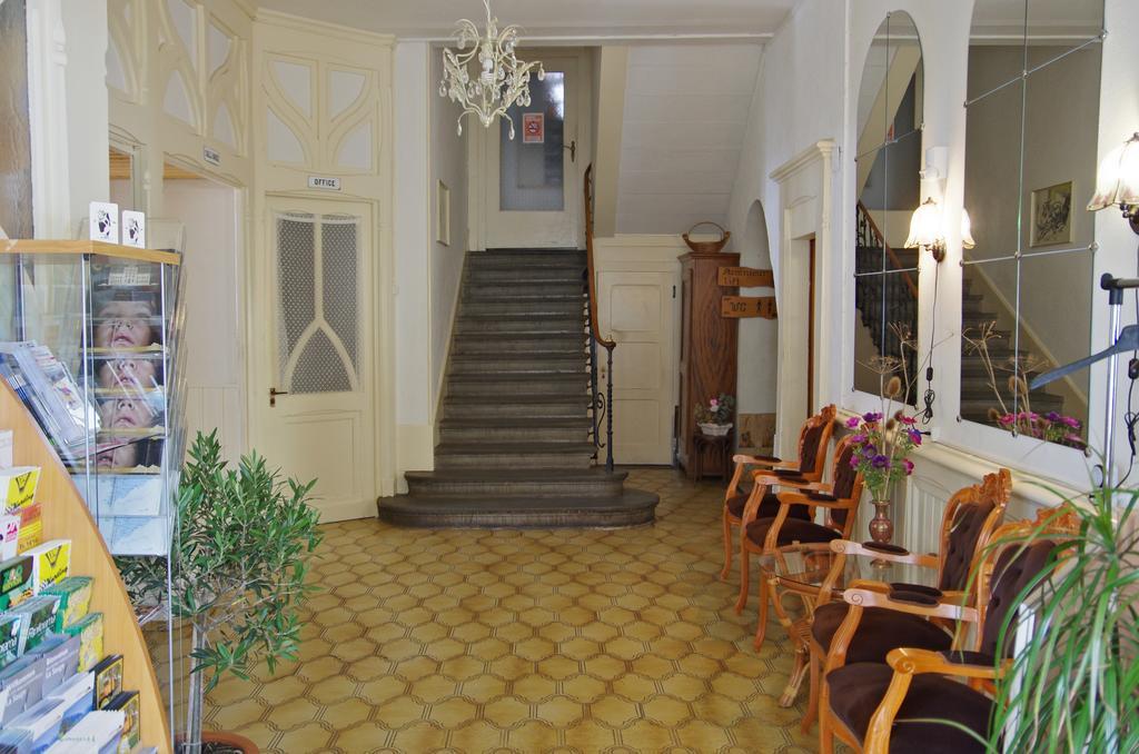 Maison D'Hotes De La Gare Montbovon Exterior photo